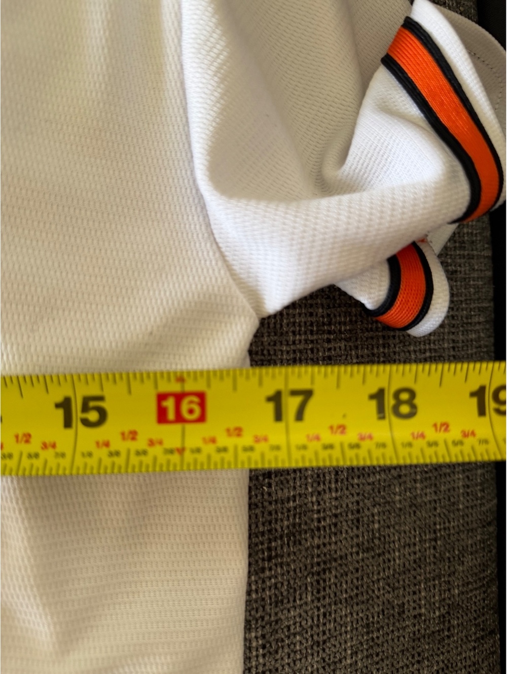 Majestic Baltimore Orioles Jonathan Schoop 6 White Youth 10-12 Jersey - Picture 5 of 6